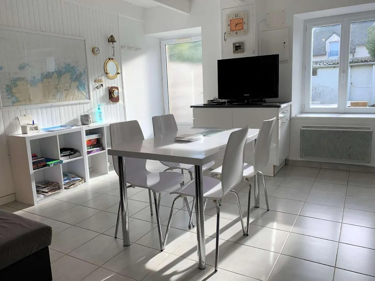 Charmante Maisonnette Bretonne A 100M De La Mer Avec Jardin, Terrasse Et Proximite Centre Tregastel - Fr-1-368-26 Holiday home